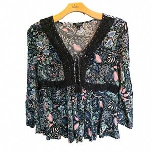 Chic Black Floral Women's Blouse